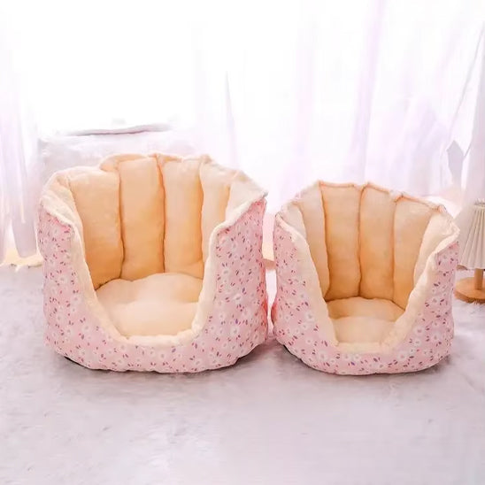 Canapé-pour-chien-rose confortable