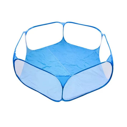 Parc pour chien bleu ouvert